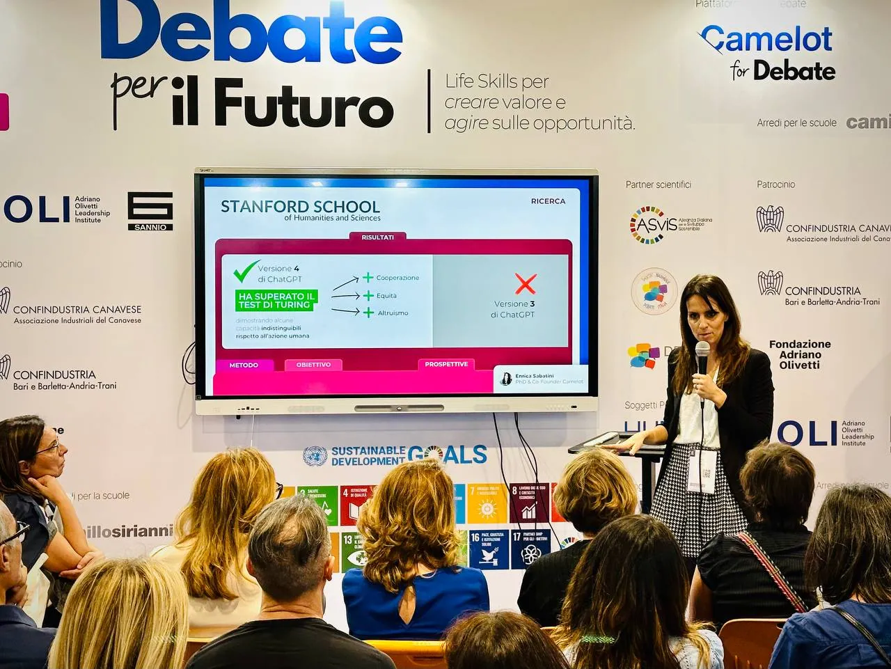 Enrica Sabatini presenta la piattaforma Camelot for Debate a Didacta Bari 2024